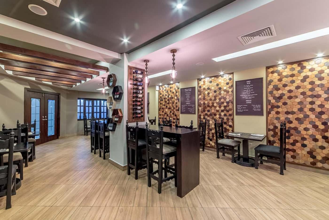 Hodelpa Gran Almirante Hotel Сантяго де лос Кабайерос Екстериор снимка
